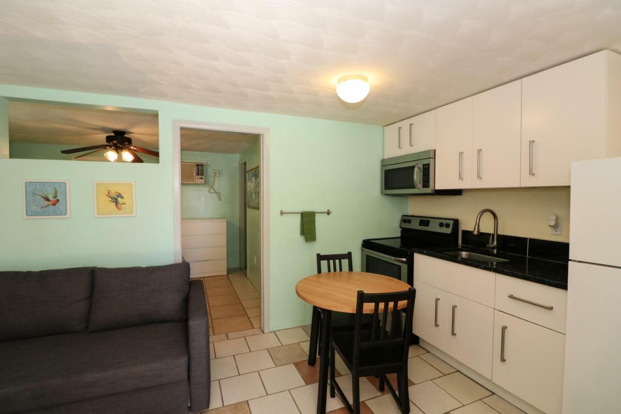 Grove City Motel イングルウッド エクステリア 写真