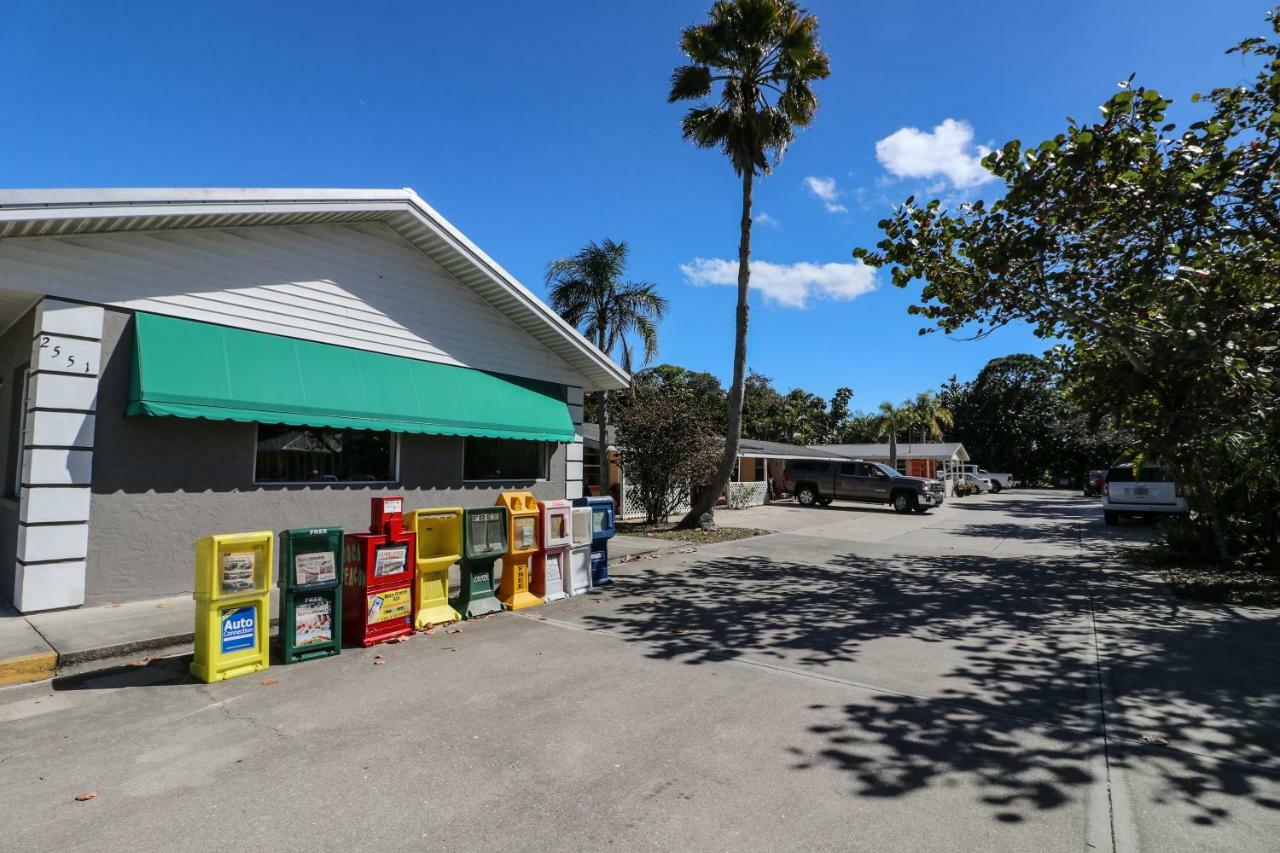 Grove City Motel イングルウッド エクステリア 写真
